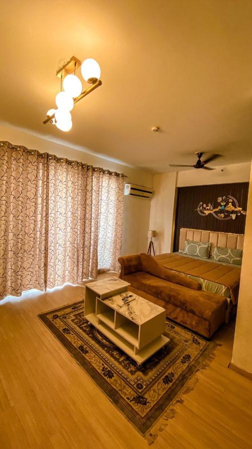 Aparthotel Caramel Dlf My Pad Lucknow Esterno foto